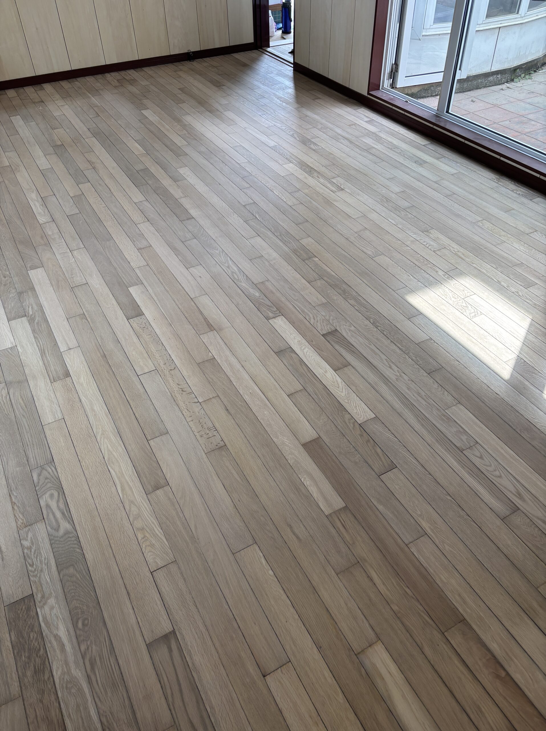 幼稚園遊戯室施工後