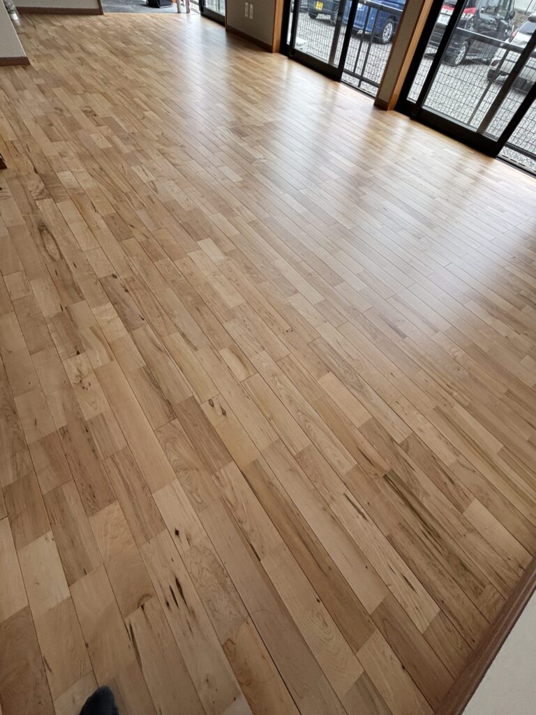 オーク床 水性ウレタン仕上げ