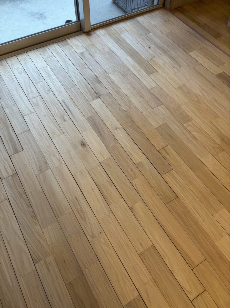 無垢フローリングペット爪傷/研磨