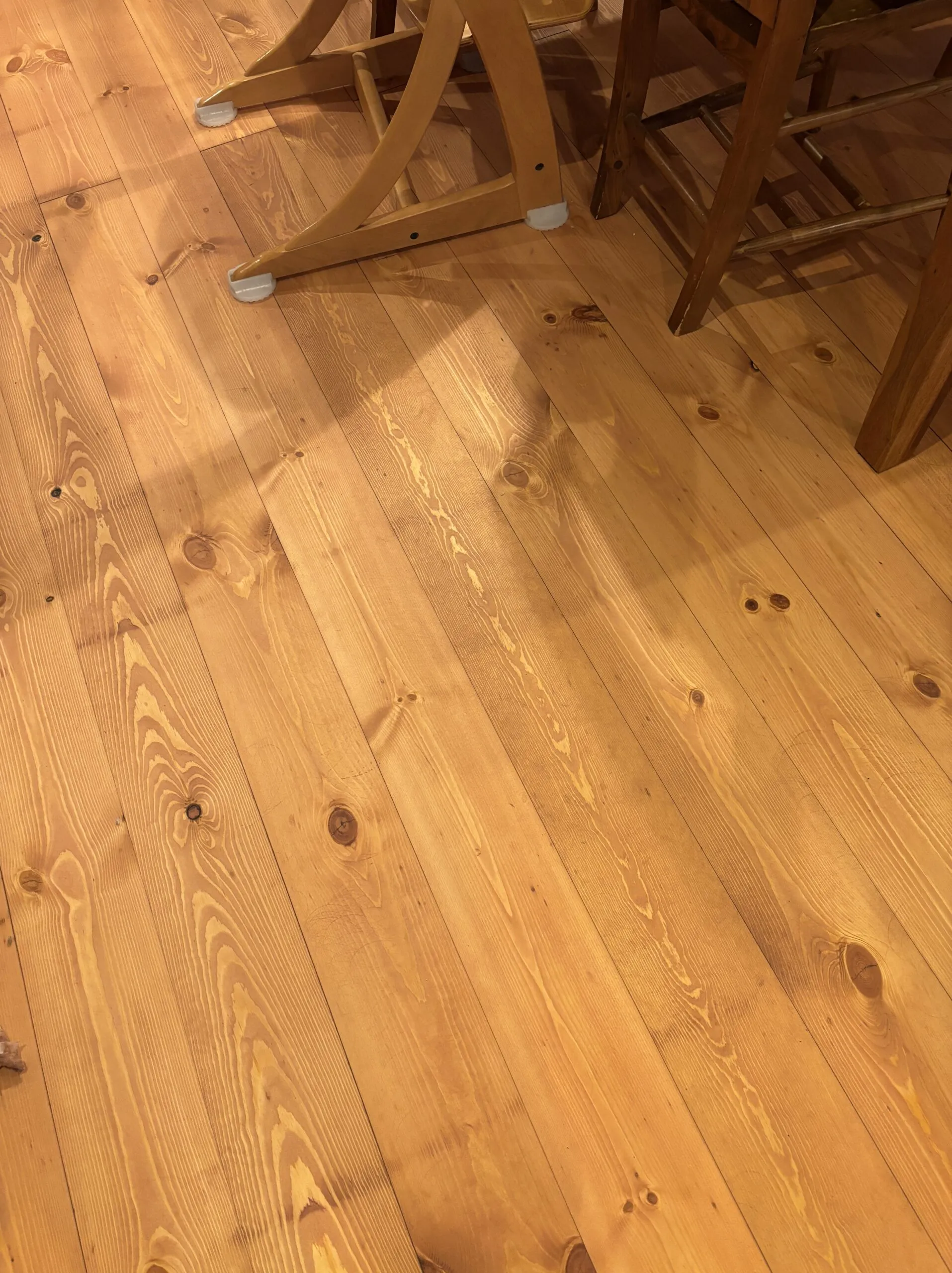 パイン材ささくれ施工後